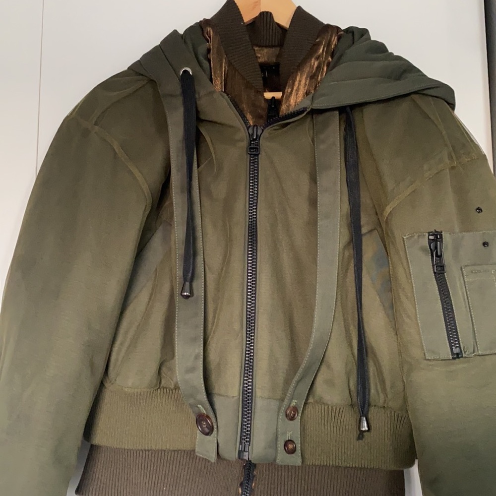 Yohanix Jacket - Picture 3 of 10
